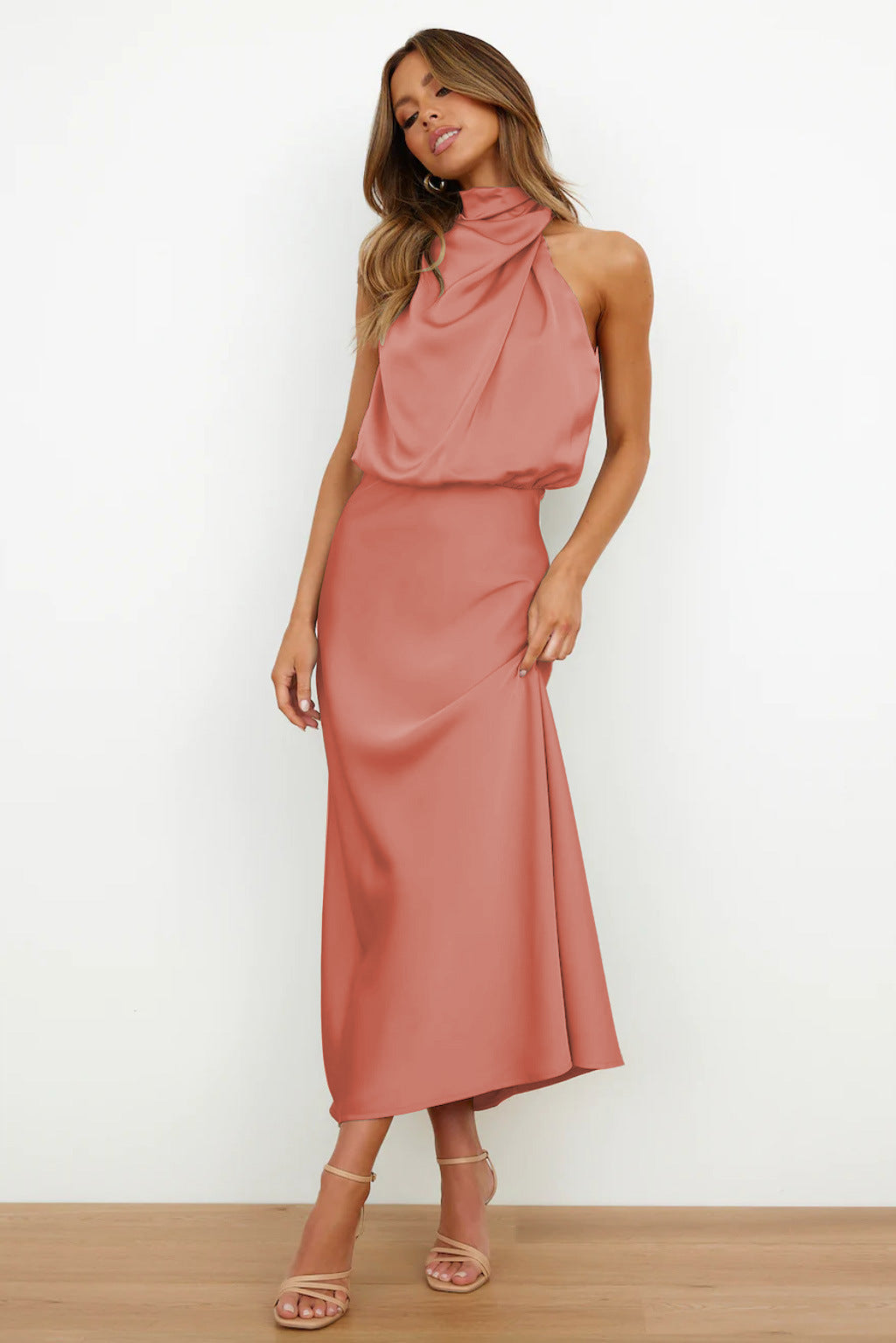 Verona™ - Elegante Abito con Schiena Aperta