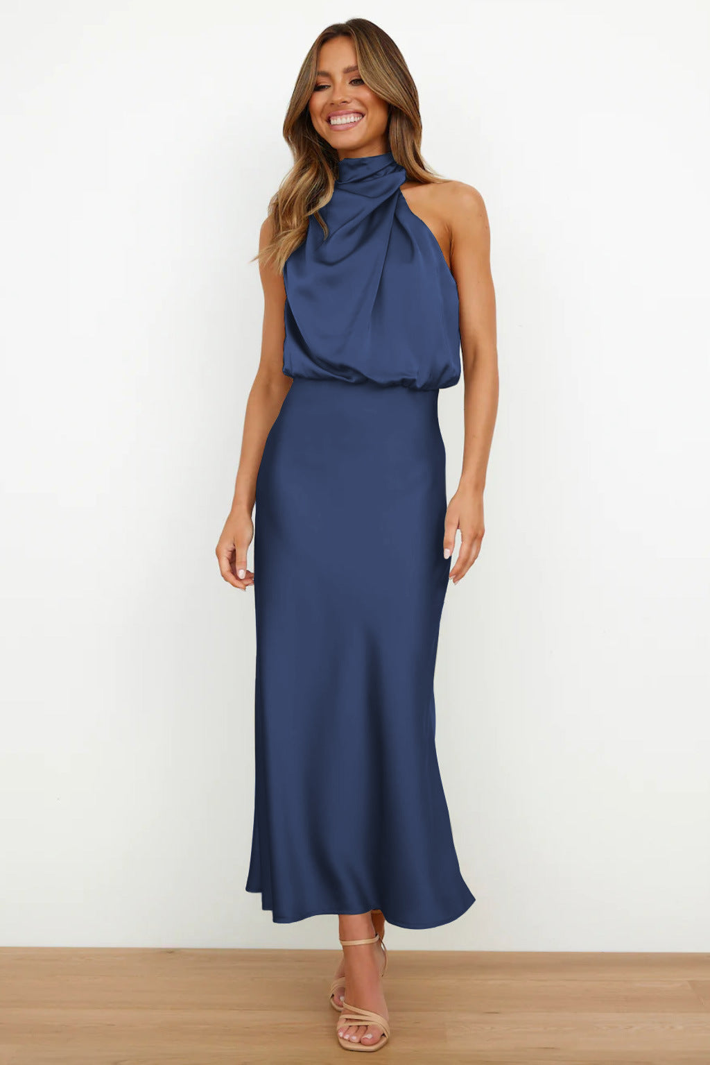 Verona™ - Elegante Abito con Schiena Aperta