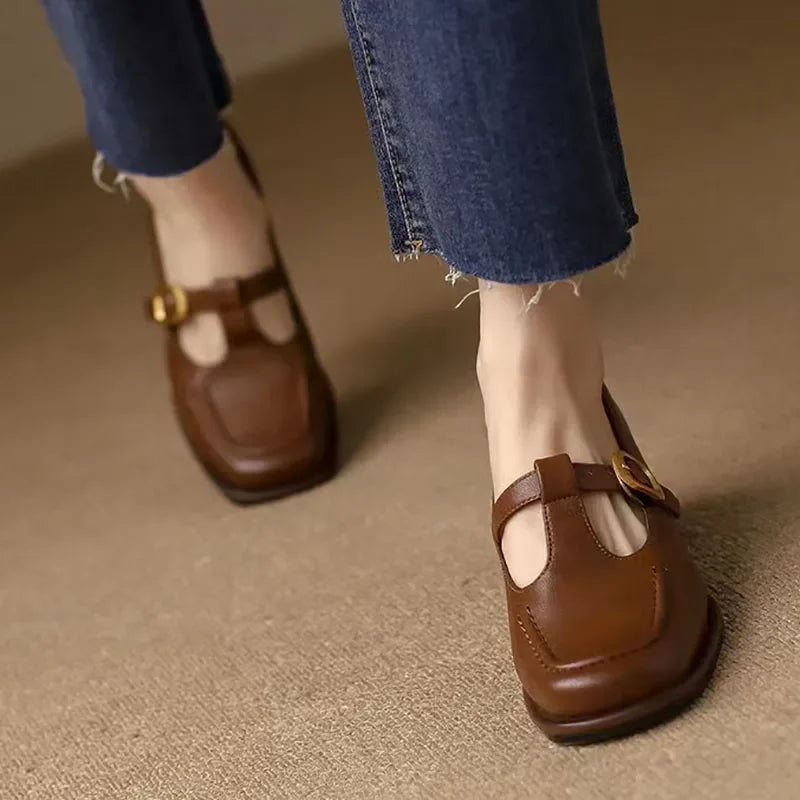 Ysolenne™ – sandali T-strap
